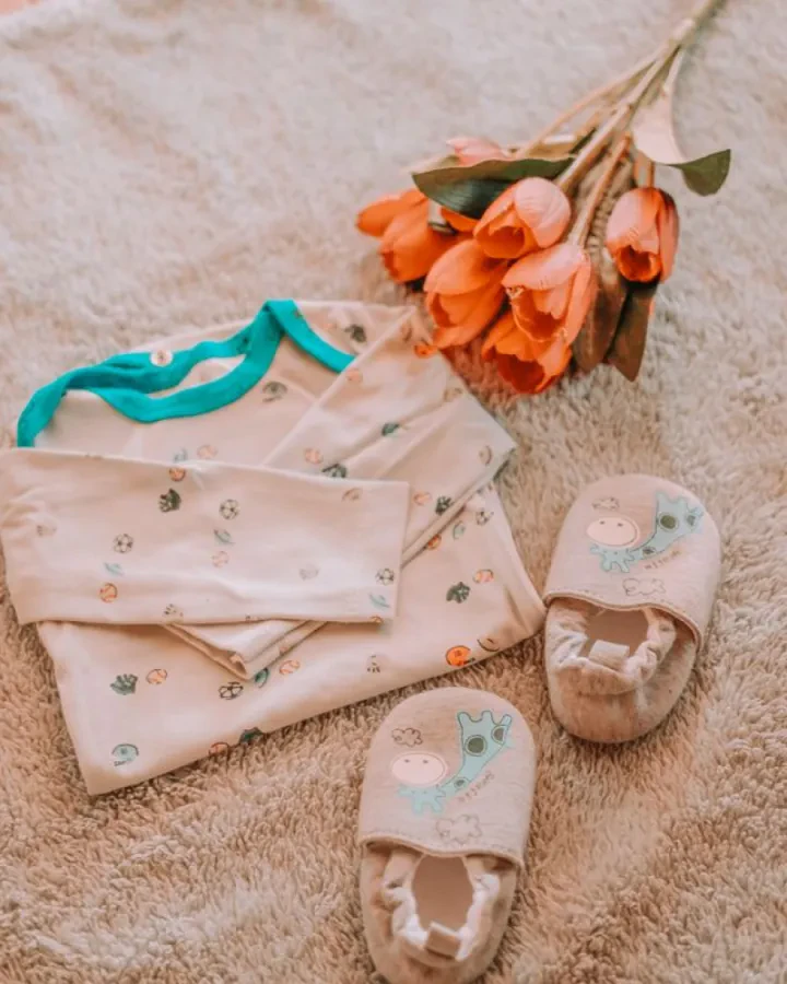 طقم قطني وردي